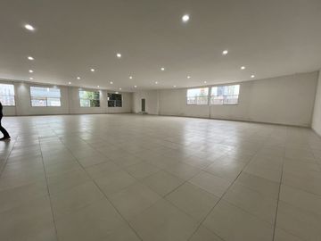 INMUEBLE COMERCIAL EN RENTA EN AV. ALUD, LEÓN,GTO