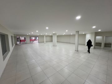 INMUEBLE COMERCIAL EN RENTA EN AV. ALUD, LEÓN,GTO
