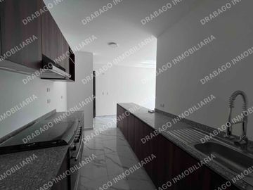 Departamento en renta con pádel, cancha de tenis, de fut de basquetbol. zona pet albercas y seguridad