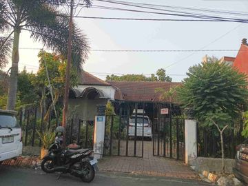 Rumah Vintage Malang Kota
