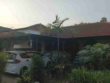 Rumah Vintage Malang Kota