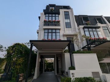Dijual Rumah Melrose Rose 6x14 Jakarta Barat