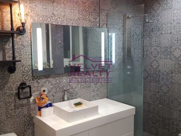 Disewakan Townhouse Springhill Golf Residence Luas 300m2 4 Lantai #VR1185