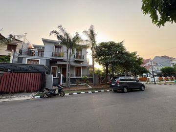 Rumah Furnish Hook Di Kemang Pratama Bekasi