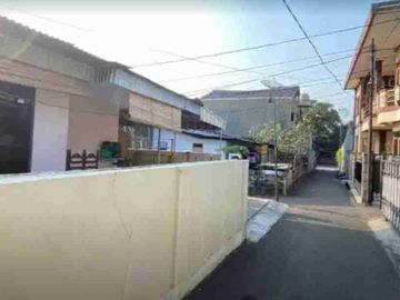 Dijual rumah Dengan Fasilitas Carport Perumnas klender Jakarta Tumur