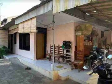 Dijual rumah Dengan Fasilitas Carport Perumnas klender Jakarta Tumur