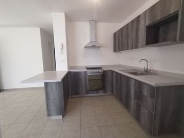 DEPTO EN PLANTA BAJA, FRACC TRES CANTOS