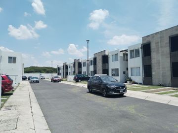 DEPTO EN PLANTA BAJA, FRACC TRES CANTOS