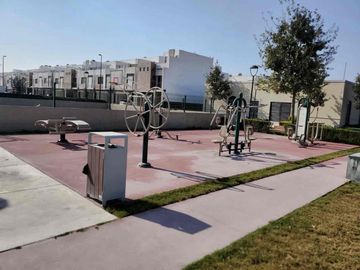 RENTA DE CASA EN SANTUARIO RESIDENCIAL NUEVA