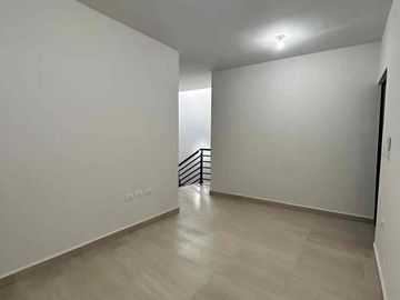 RENTA DE CASA EN SANTUARIO RESIDENCIAL NUEVA