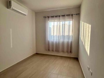 RENTA DE CASA EN SANTUARIO RESIDENCIAL NUEVA