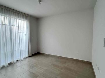 RENTA DE CASA EN SANTUARIO RESIDENCIAL NUEVA