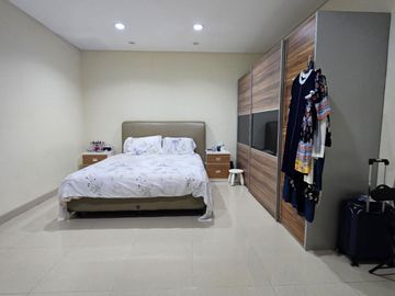 DIJUAL CEPAT RUMAH PIK 1 TOWN HOUSE EMERALD BGM 8X14 (2.5 LANTAI) FURNISH RAPI SIAP HUNI NEGO SAMPAI DEAL