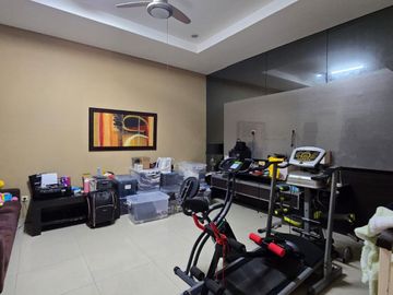 DIJUAL CEPAT RUMAH PIK 1 TOWN HOUSE EMERALD BGM 8X14 (2.5 LANTAI) FURNISH RAPI SIAP HUNI NEGO SAMPAI DEAL