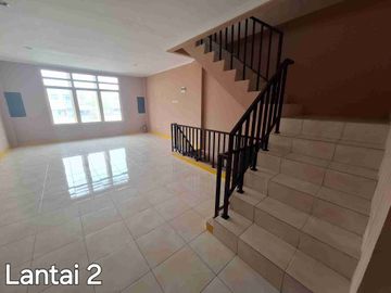 Disewakan Ruko 3 Lantai di Symphoni Harapan Indah Bekasi