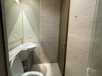 disewakan studio full furnish taman anggrek residence