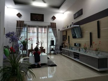 DIJUAL Rumah 2 Lantai dengan Lingkungan Nyaman dan Strategis di Perumahan Malaka Permai, Rorotan, Cilincing, Jakarta Utara