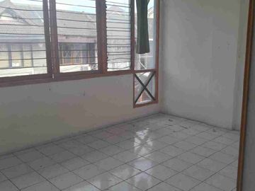 Ruko Balikpapan permai di tengah kota cocok untuk buka usaha , cafe , dll
