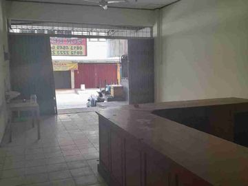 Ruko Balikpapan permai di tengah kota cocok untuk buka usaha , cafe , dll