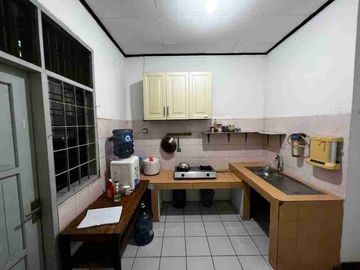 rumah sewa di tengah kota di kompleks BP