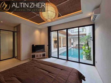 LEASE HOLD!! VILA MOERN PANTAI BERAWA CANGGU