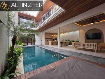 LEASE HOLD!! VILA MOERN PANTAI BERAWA CANGGU