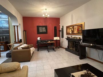 CASA EN VENTA LOMAS DE SANTA ANITA