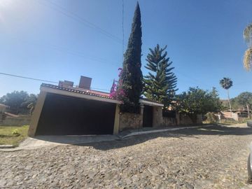 CASA EN VENTA LOMAS DE SANTA ANITA