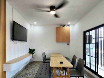 TURUN HARGA!!
Kost Eksklusif Cipete – Jl. Damai Raya
BRAND NEW !!