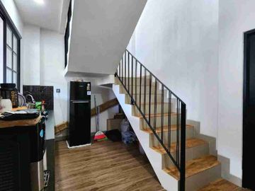 TURUN HARGA!!
Kost Eksklusif Cipete – Jl. Damai Raya
BRAND NEW !!