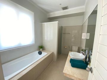 Disewakan Villa Bulanan dan Tahunan Lokasi One Gate System di Jimbaran