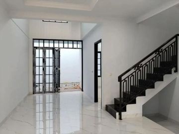 DIJUAL RUMAH SIAP HUNI DI KAVLING DKI PONDOK KELAPA | 4 KT | SHM & IMB