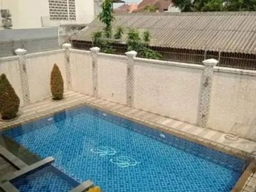 DIJUAL RUMAH MEWAH + KOLAM RENANG DI PONDOK KELAPA | LT 560 m² | 6 KT
