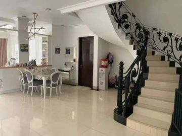 DIJUAL RUMAH MEWAH + KOLAM RENANG DI PONDOK KELAPA | LT 560 m² | 6 KT