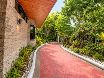 Dasmarinas Village House for Rent in Makati City 4 Bedroom 4BR