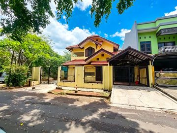 DIJUAL!! TURUN HARGA! RUMAH HOOK 2 LANTAI DI JAKARTA TIMUR | LT 275 m² | 5+1 KT