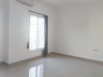 Rumah Siap Huni Nyaman di Gading Serpong Dekat UMN