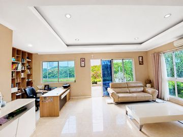 DISEWAKAN / DIJUAL – Royale Springhill Golf Residence, Kemayoran