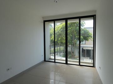 Dijual Rumah Pik2 Extension, Uk. 8X12,5, 3+1 KT, Harga : Rp 3,3 M