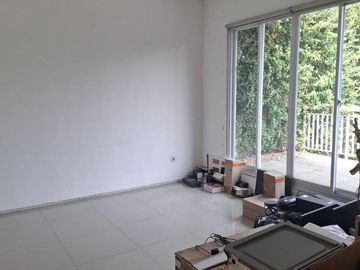 Disewakan Rumah siap hunian di menteng LB 650 M² LT 780 M²