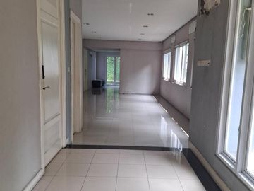 Disewakan Rumah siap hunian di menteng LB 650 M² LT 780 M²