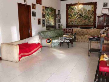 Dijual Rumah Sangat Murah Hitung Tanah di Patra Kuningan, Menteng Area Jakarta Selatan