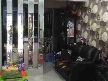 Dijual rumah 2 lantai  di taman harapan indah 2 kota bekasi