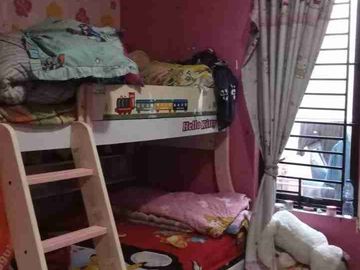 Dijual rumah 2 lantai  di taman harapan indah 2 kota bekasi