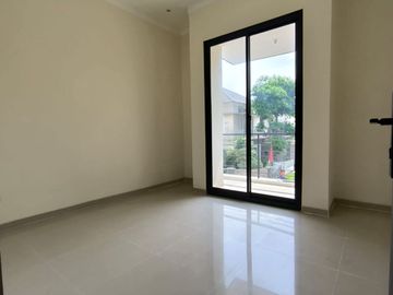 Ciamik Rumah Prambanan Residence Ada Taman Depan dan Belakang