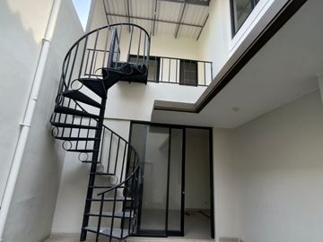 Ciamik Rumah Prambanan Residence Ada Taman Depan dan Belakang