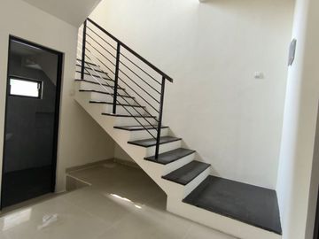 Ciamik Rumah Prambanan Residence Ada Taman Depan dan Belakang