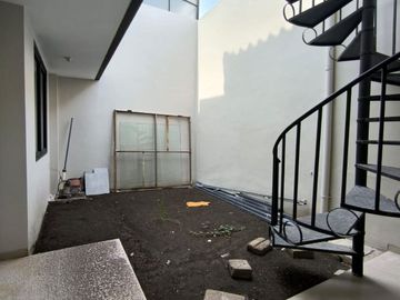 Ciamik Rumah Prambanan Residence Ada Taman Depan dan Belakang