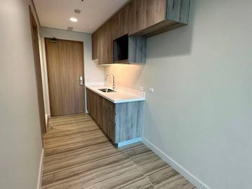 STUDIO UNIT FOR SALE AT THE MAPLE AT VERDANT TOWERS, PASIG CITY, METRO MANILA