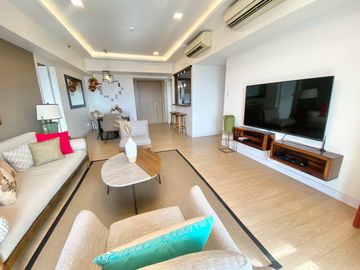 FOR RENT | 3-BR Fully Furnished Condo Unit